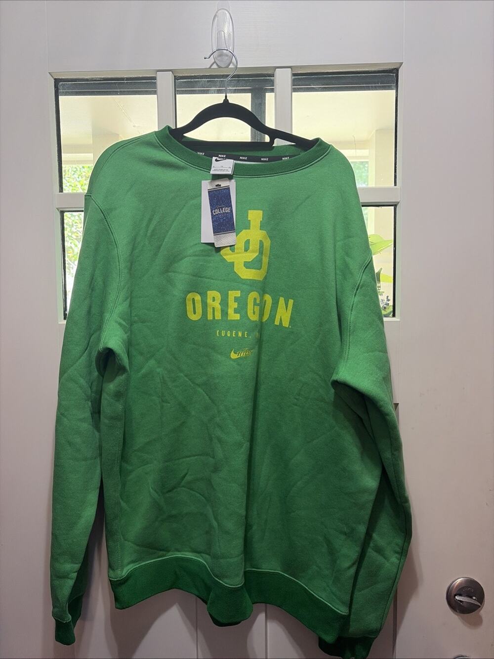 Nike Oregon Ducks Sweatshirt Mens Size XL Green Center Swoosh Crewneck Pullover